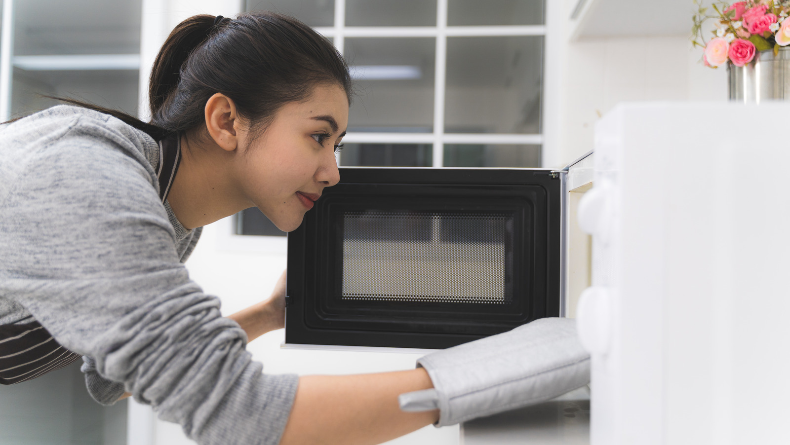 When to Replace a Microwave