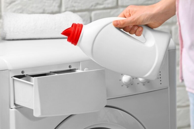 Detergent and Fabric Softener Residue